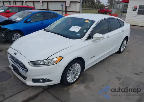 2014 Ford Fusion Hybrid Se from USA, damaged, VIN 3FA6P0LU5ER333201